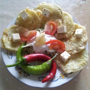 Salata de varza si dovlecei pane